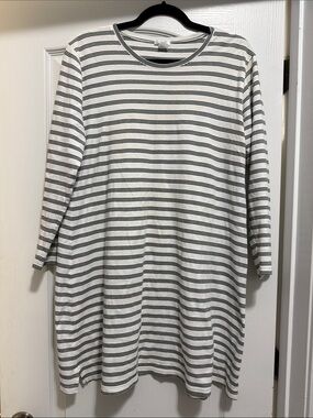 LAKE Striped Long Sleeve Women’s Nightshirt - White & Army Green